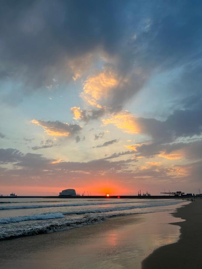Beautiful House In Matosinhos Beach - By Guest Spa Exterior photo
